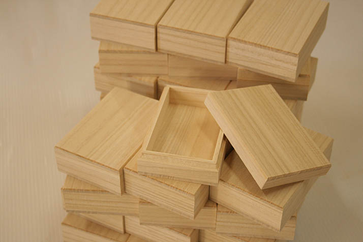 �W���G���[�p�˔�